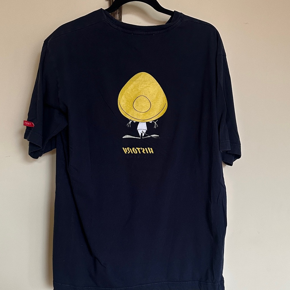 Iceberg T-Shirt with Cartoon Graphic - Picture 5 of 6